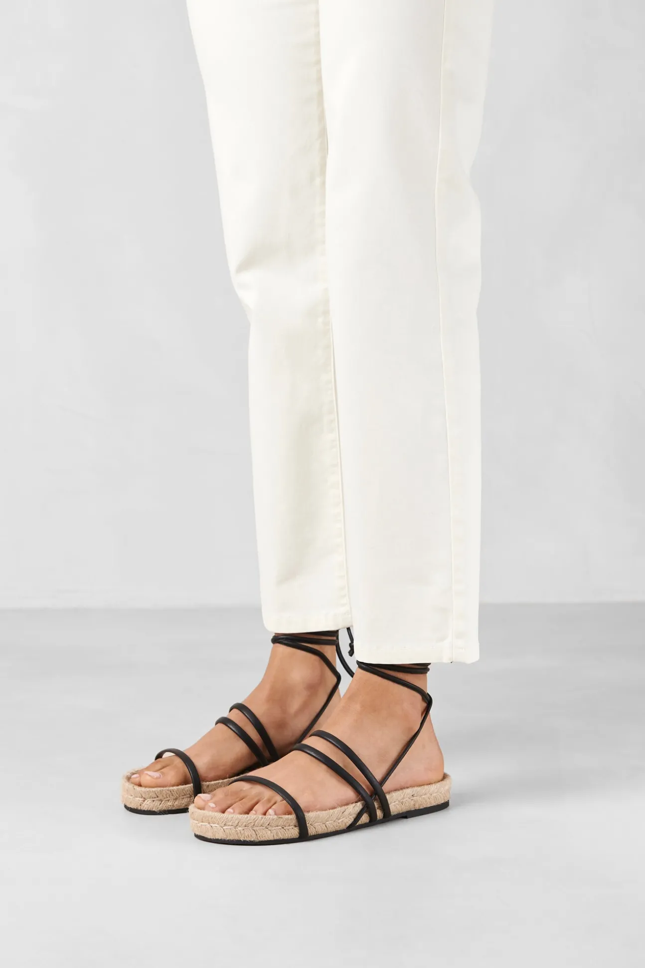 Alohas Rayna Leather Sandal