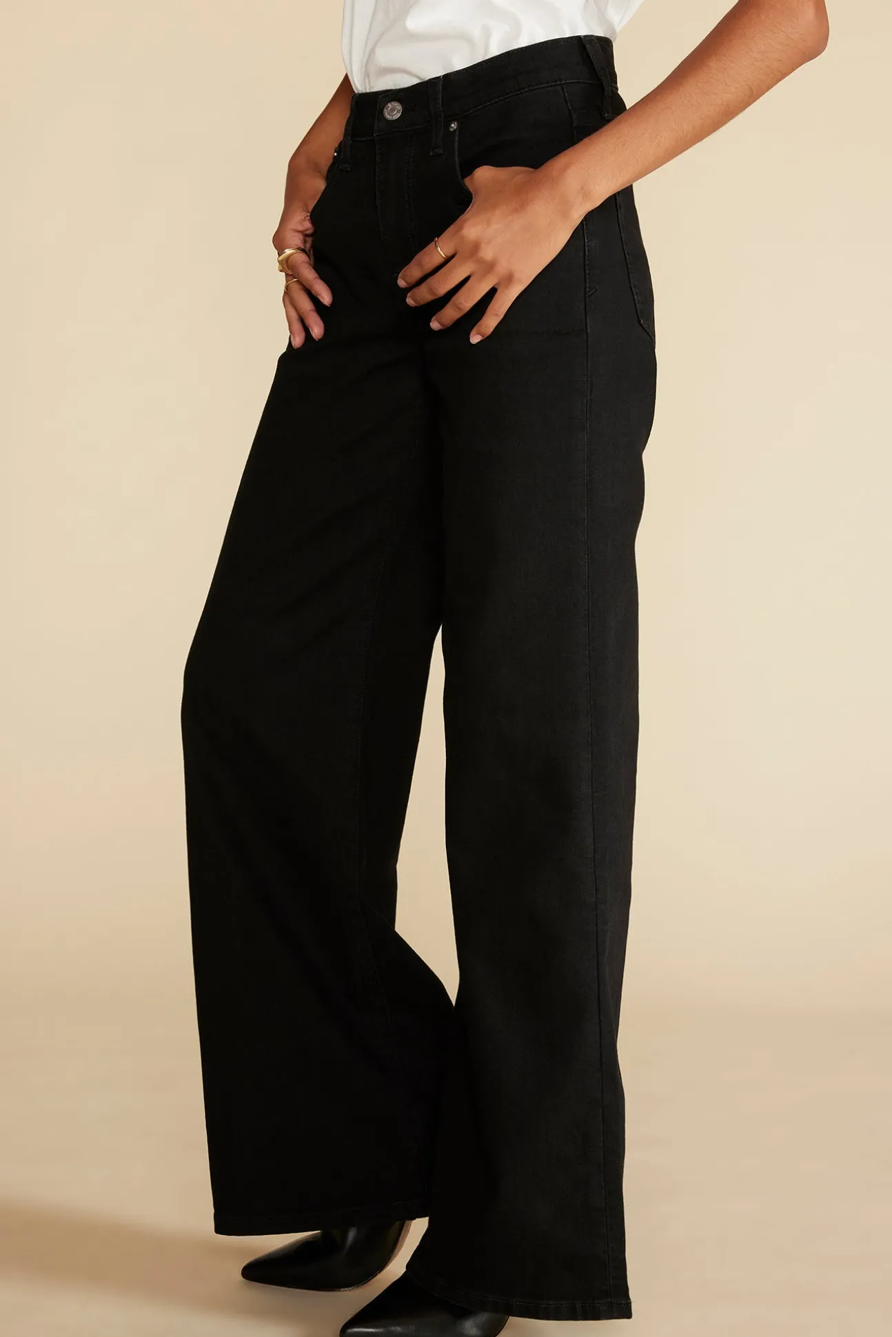 ETICA Romi Wide Leg Jean