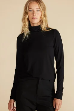 Flannery Bamboo Knit Turtleneck