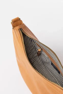 O My Bag Leo Crossbody Bag