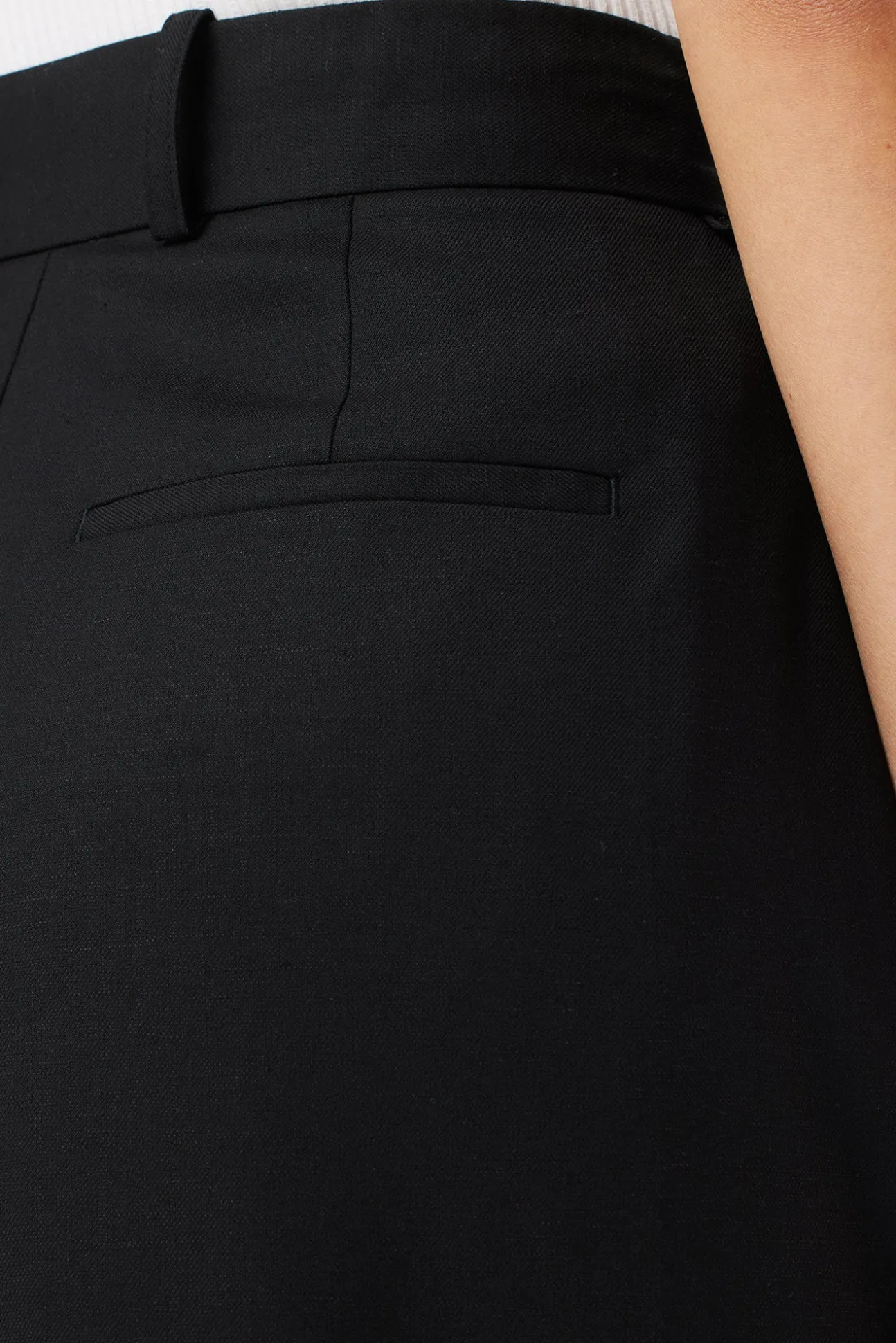 Pleated Wide Leg Trouser