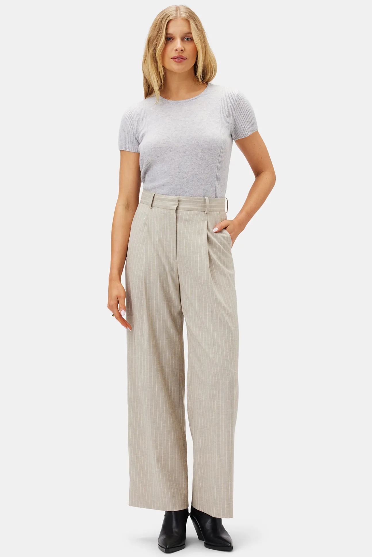 Pleated Wide Leg Trouser