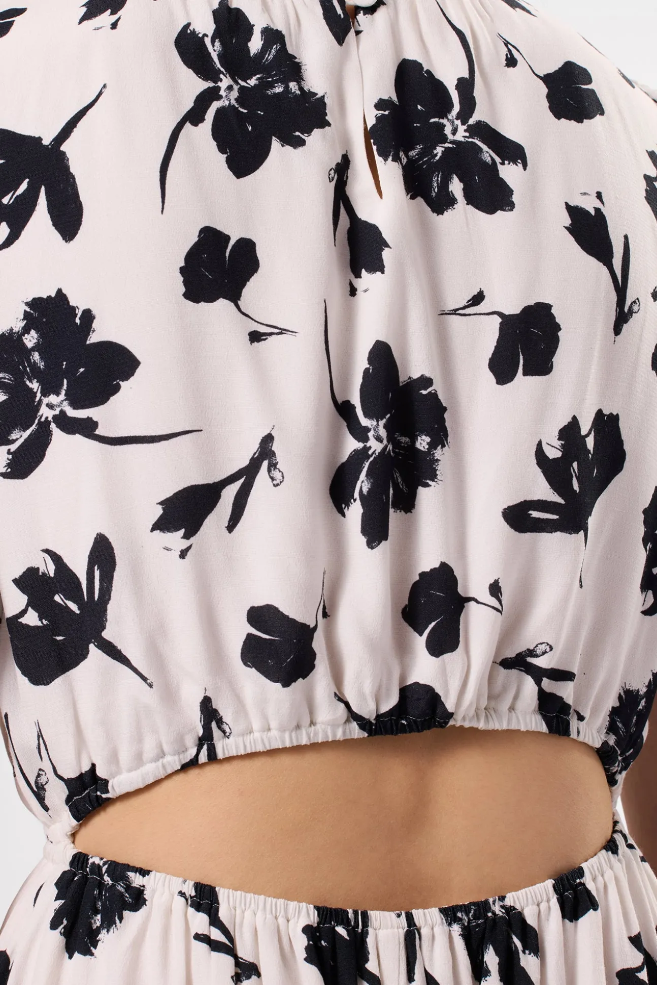 Puff Sleeve Crepe Dress