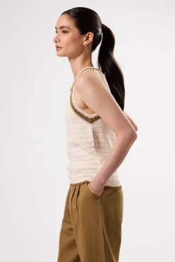 Texture Halter