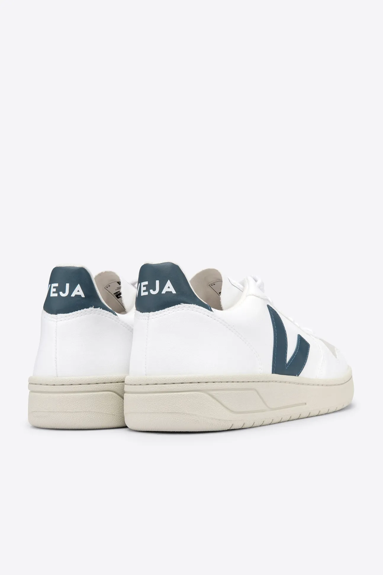 Veja V10 Vegan CWL Sneaker